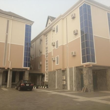 Grand Venice Transit Apartments Lagos Buitenkant foto